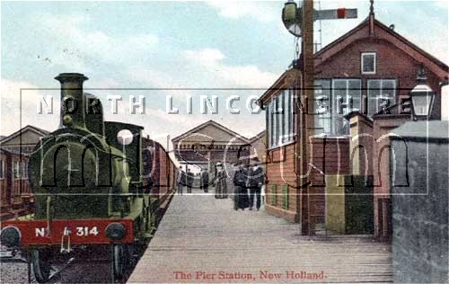 New Holland Pier Station in 1908.	