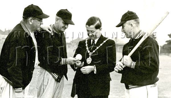 Mayor Gerard McQuade meeting with American Baseball players, c.1957-1958.